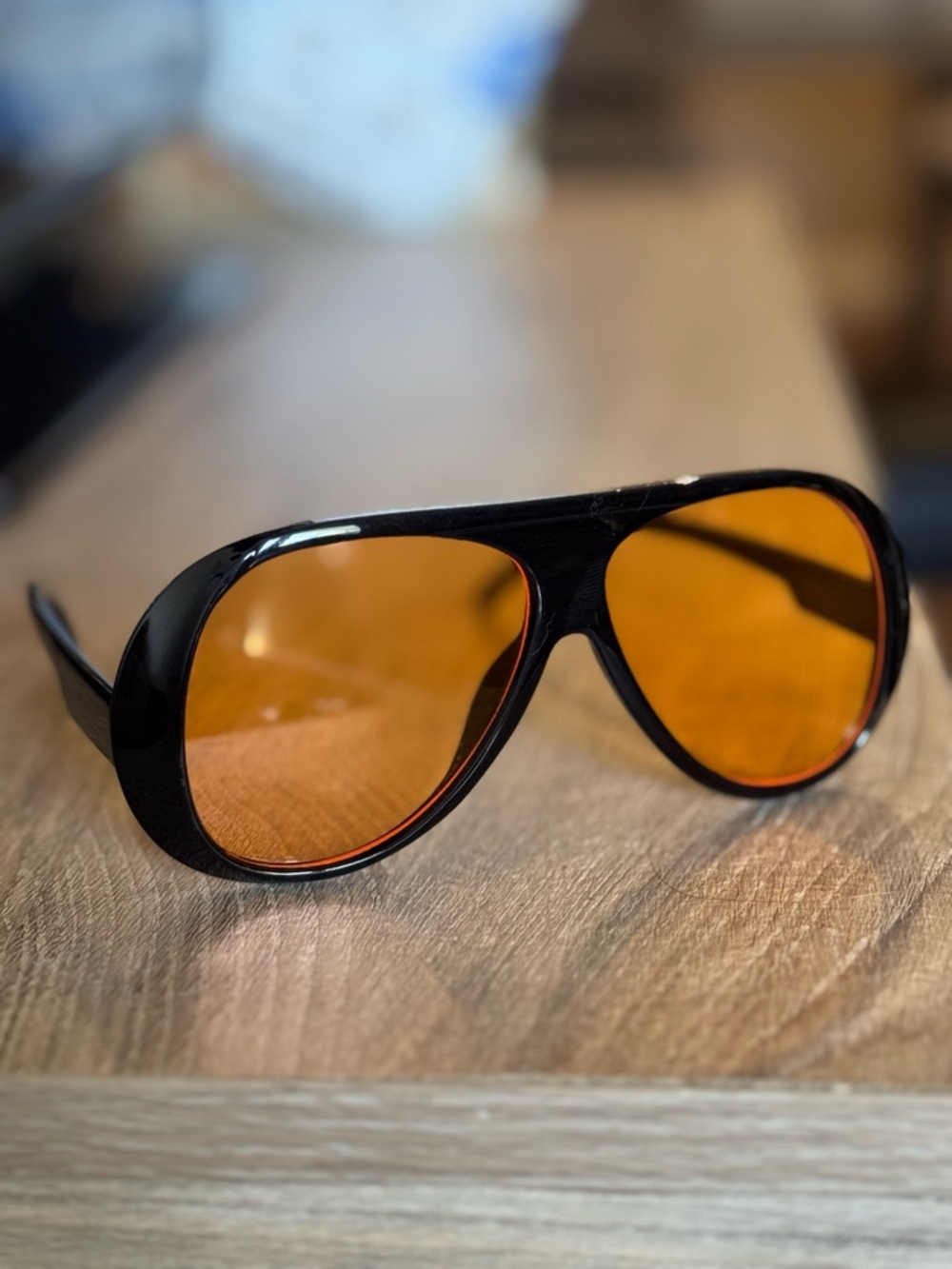 Retro Aviator Sunglasses with Amber Lenses